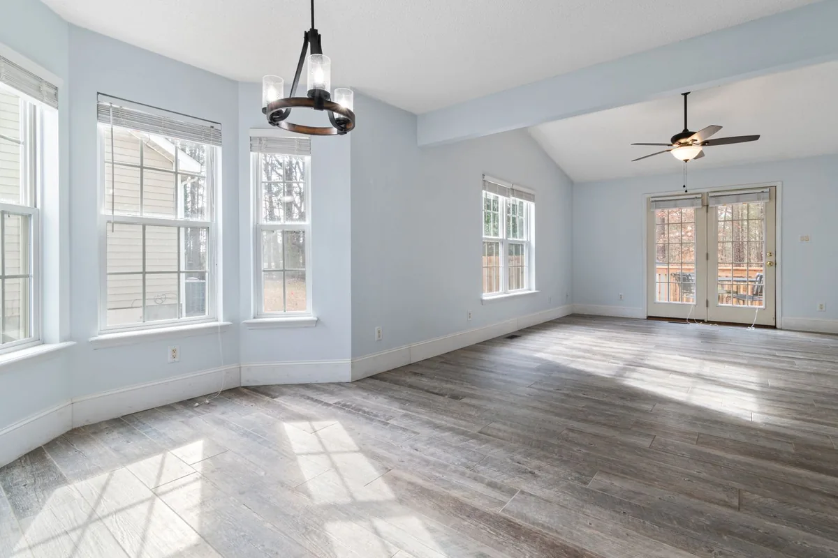 Clean, safe room after biohazard cleanup in Elmhurst, New York, NY